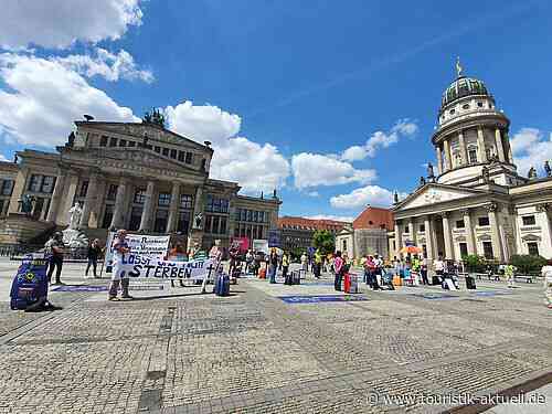 „T-Day" vor zwei Jahren: Mehr als 1.000 Touristiker in Berlin