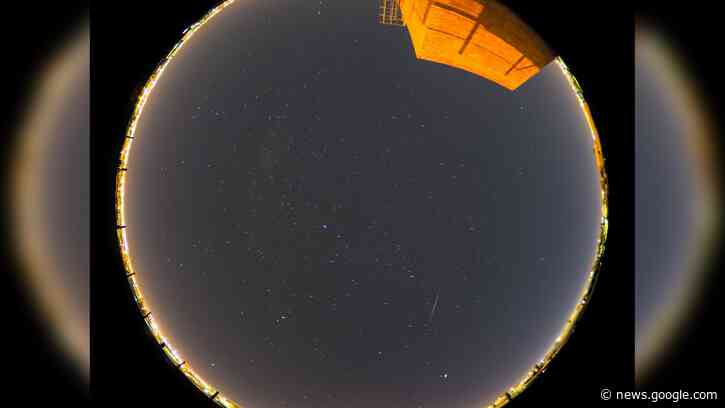 A 'meteor storm' of 1000 shooting stars per hour may light up the skies over North America next week - Livescience.com