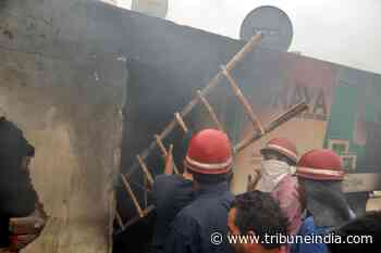 Electronics goods gutted in fire in Amritsar - The Tribune India
