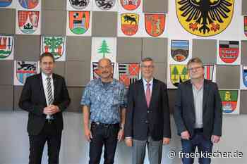 Landrat übergibt Kommunale Verdienstmedaillen an Bürger des Landkreises Ansbach - fränkischer.de - fränkischer.de