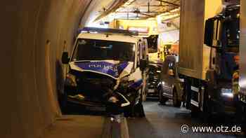 Polizeifahrzeuge verunglücken im Jagdbergtunnel bei Jena: A4 für Stunden voll gesperrt