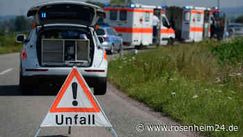 Nach Unfall auf B15 bei Schechen: Straße wieder frei befahrbar