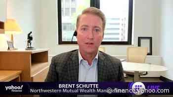 The U.S. consumer ‘remains in a very strong place’: Strategist - Yahoo Finance