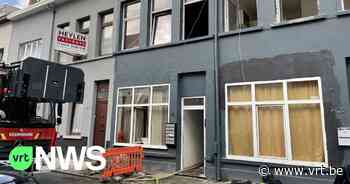 Hevige brand in woning in Borgerhout: rookpluim zichtbaar vanop Antwerpse Ring - VRT NWS