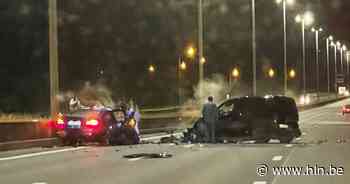 Zware botsing op Brusselse binnenring - Het Laatste Nieuws
