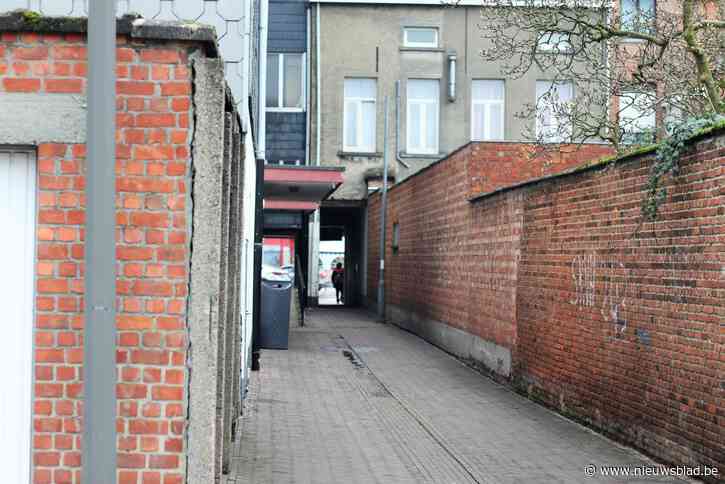 Ondanks samenscholingsverbod weer vandalisme in Willebroek: man belaagd tot aan voordeur omdat hij amokmakers aangaf
