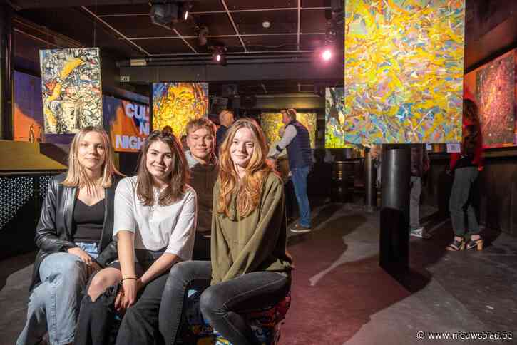 Antwerpse studenten pleiten met expo voor culturele erkenning van nachtleven: “Er moet plaats zijn voor dialoog met de stad”