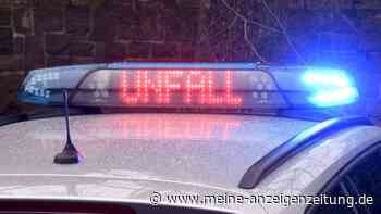 Wespe im Auto: Frau prallt mit Wagen gegen Kapelle