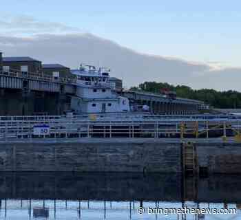 Tow boat collides with Mississippi River lock and dam in Alma, WI - Bring Me The News