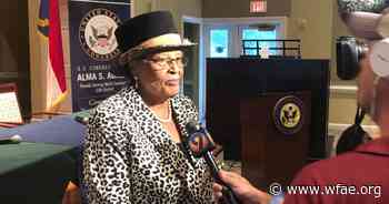 Russia bans Alma Adams and other NC members of Congress from entering the country - WFAE