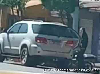 Bandidos assaltam lotérica em Cambara, na fuga capotam o carro, Policia prende um e recupera o dinheiro roubado. - Tabajara Notícias