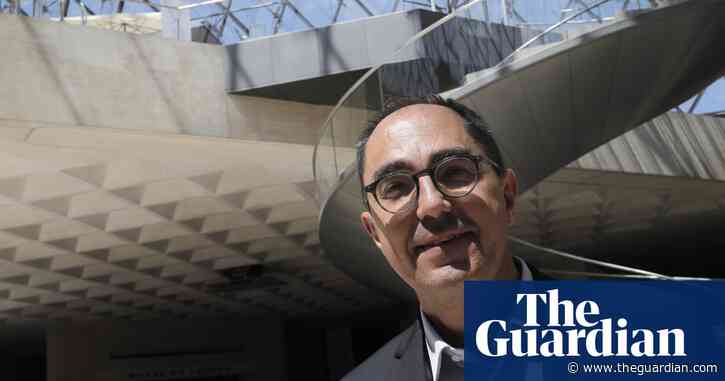 Former head of Louvre charged in Egyptian artefacts trafficking case