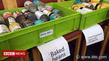 NHS mental health trust sets up food bank for staff - BBC
