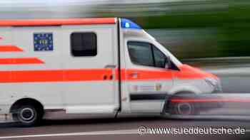 Unfälle - Raben Steinfeld - Fahrzeuge stoßen auf B321 zusammen: Zwei Verletzte - Panorama - SZ.de - Süddeutsche Zeitung - SZ.de