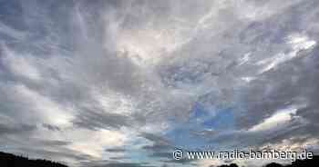 Wenig Sonne und teils Gewitter am Wochenende in Bayern