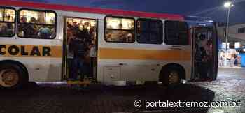 Extremoz | Estudantes são transportados em ônibus superlotados; prefeitura informa que está resolvendo - portalextremoz.com.br