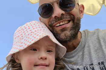 Alba non è brutta né malata: è bellissima e la sua sindrome di Down è un modo di essere (insegniamolo ai bambini) - greenMe.it