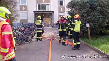 Wohnblock mit über 70 Bewohnern nach Rauchentwicklung evakuiert