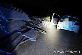 Due interventi dei Carabinieri di Trani per materiale abbandonato e un camion rubato - TraniViva