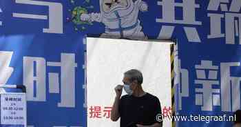 Beijing probeert ouderen over te halen tot coronavaccinatie - Telegraaf.nl