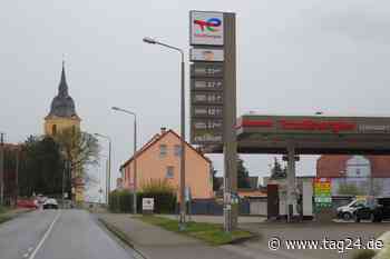 Überfall auf Tanke: Verkäufer verjagt Macheten-Mann - TAG24