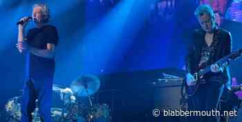 Watch DEEP PURPLE Perform In Istanbul With Touring Guitarist SIMON MCBRIDE - BLABBERMOUTH.NET