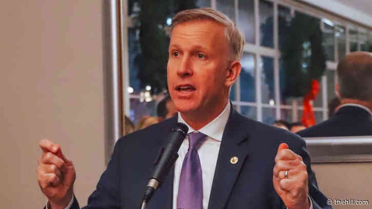 GOP congressman says he would support assault weapons ban