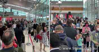 Sydney Airport: Travellers hit by lengthy lines at Sydney Airport again - 9News