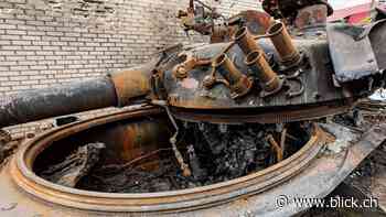 Ukraine: Putin muss veraltete russische T62-Panzer an die Front senden. - BLICK