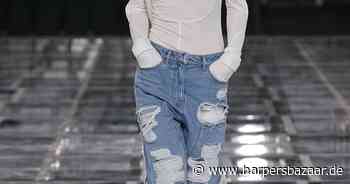 Mode-Trend 2022, der polarisiert: Ripped Jeans aus Destroyed Denim sind zurück! - Harper's BAZAAR