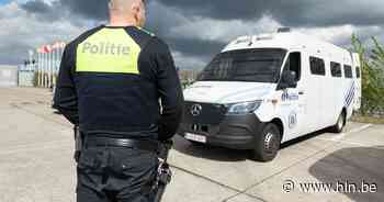 Politie betrapt zes bestuurders met overladen vrachtwagen in Wilrijk - Het Laatste Nieuws