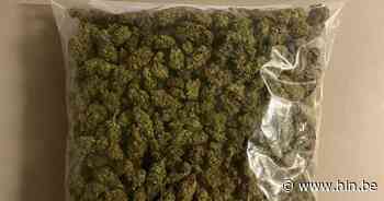 Politie houdt voertuig tegen met kilogram cannabis in de koffer - Het Laatste Nieuws