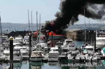 85ft superyacht goes up in flames - Ealing Times