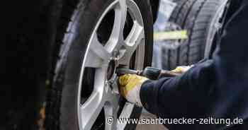 Polizei Wadern ermittelt: Unbekannter löst Radmuttern an Autofelgen - Saarbrücker Zeitung