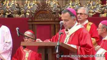 Modena, piazza Grande gremita per la beatificazione di Don Luigi Lenzini. VIDEO - modenaindiretta.it