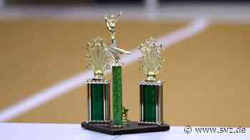 Cheerleading in Wittenberge: Akrobatik und spektakuläre Würfe bei Crown Awards - svz – Schweriner Volkszeitung