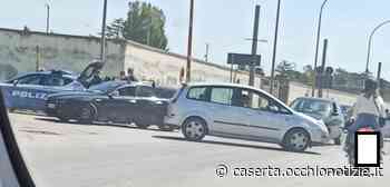 Capua, scontro tra scooter e auto nei pressi di un supermercato: corsa in ospedale per il centauro - L'Occhio di Caserta