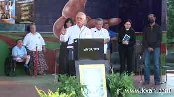 Vigil for Uvalde held in Austin Saturday