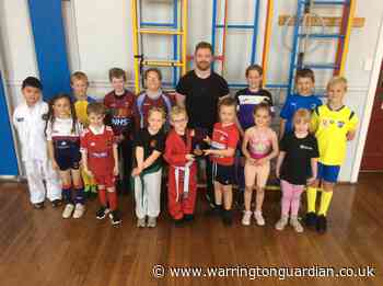 Danny Purvis visits Alderman Bolton Primary School - Warrington Guardian