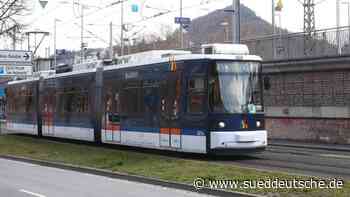 Verkehr - Jena - Fahrer krank: Jenaer Straßenbahnen fahren nach Ferienplan - Wirtschaft - SZ.de - Süddeutsche Zeitung - SZ.de