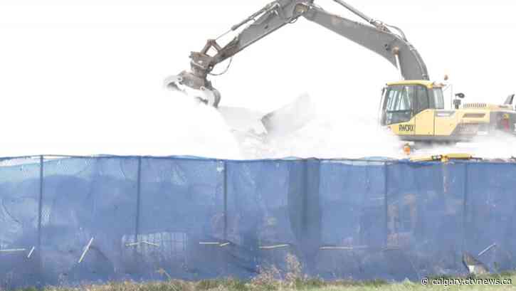 Fire crews battle blaze at recycling plant in Rocky View County