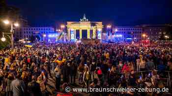 Ukraine-Krieg: Tausende Besucher bei Benefizkonzert