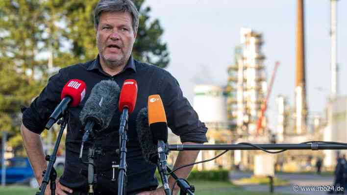Habeck gründet Taskforce für PCK-Raffinerie Schwedt - rbb24