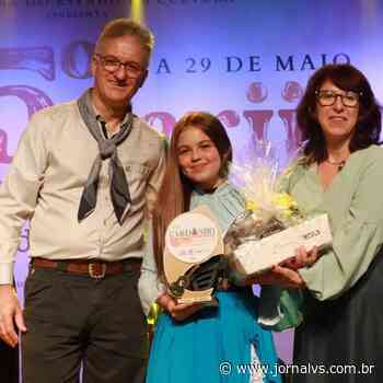 Jovens de Sapucaia do Sul e de Esteio vencem competição nativista - Jornal VS