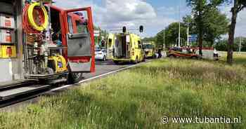 Bestuurster botst met auto tegen boom in Fleringen - Tubantia