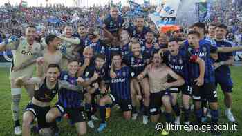 Pisa, il cuore nel pallone e il sogno di tutta la città. La voce di quattro super tifosi: «Ce lo meritiamo» - Il Tirreno