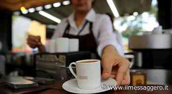 Pisa, ragazza scopre che lo stage non è pagato e lancia i posacenere: in fuga prima dell'arrivo degli agenti - ilmessaggero.it