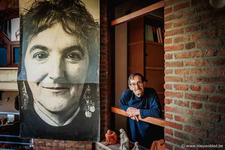 Herman (76) geeft geliefde Veerle (76) na twee jaar echt afscheid in circustent Ronaldo: “Ze was zo’n schat van een vrouw, ze verdient een feest”