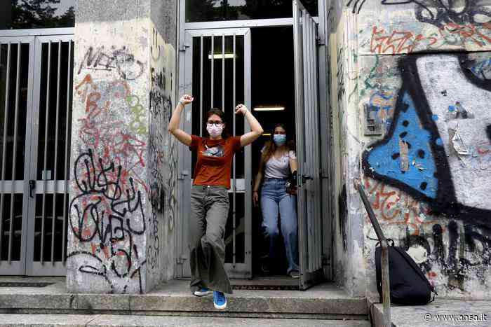Floridia, terza media e maturità siano senza mascherine - Agenzia ANSA
