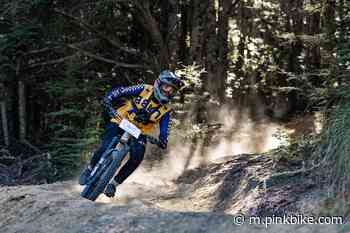 Video: Freeride Women's Clinic in Queenstown with Louise Ferguson, Vinny Armstrong & More - Pinkbike.com